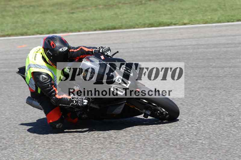 /43 08.08.2025 Discover the Bike ADR/Race 3 rot/178